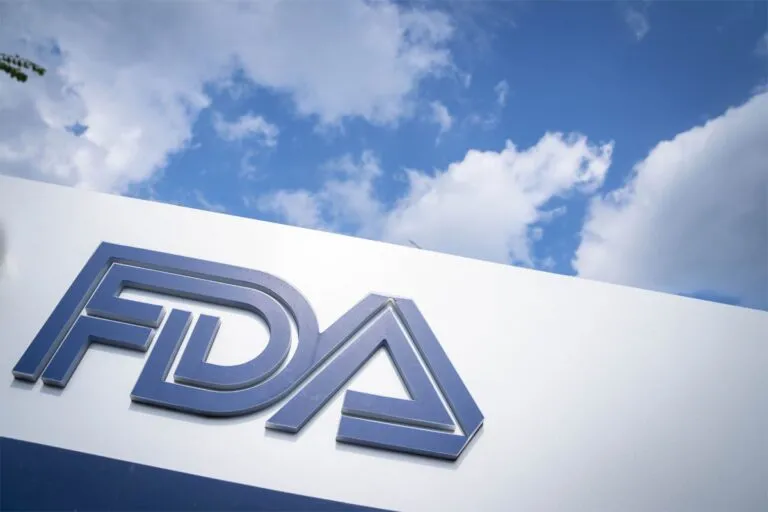 FDA schválila první lék na bázi expandované pupečníkové krve v laboratorních podmínkách